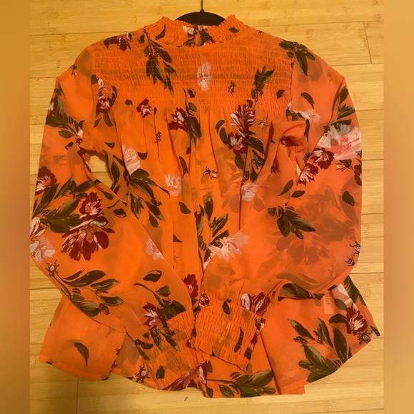 Abercrombie & Fitch Chiffon High Neck Smocked Floral Top L - Picture 4 of 7